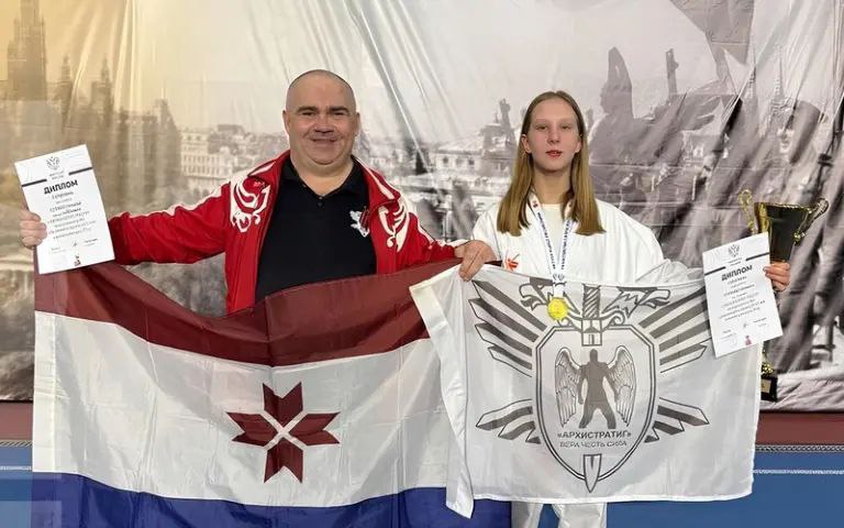 Наталья Гурьева стала лучшей в весовой категории до 53 кг среди девушек 14-15 лет в Первенстве России по рукопашному бою.