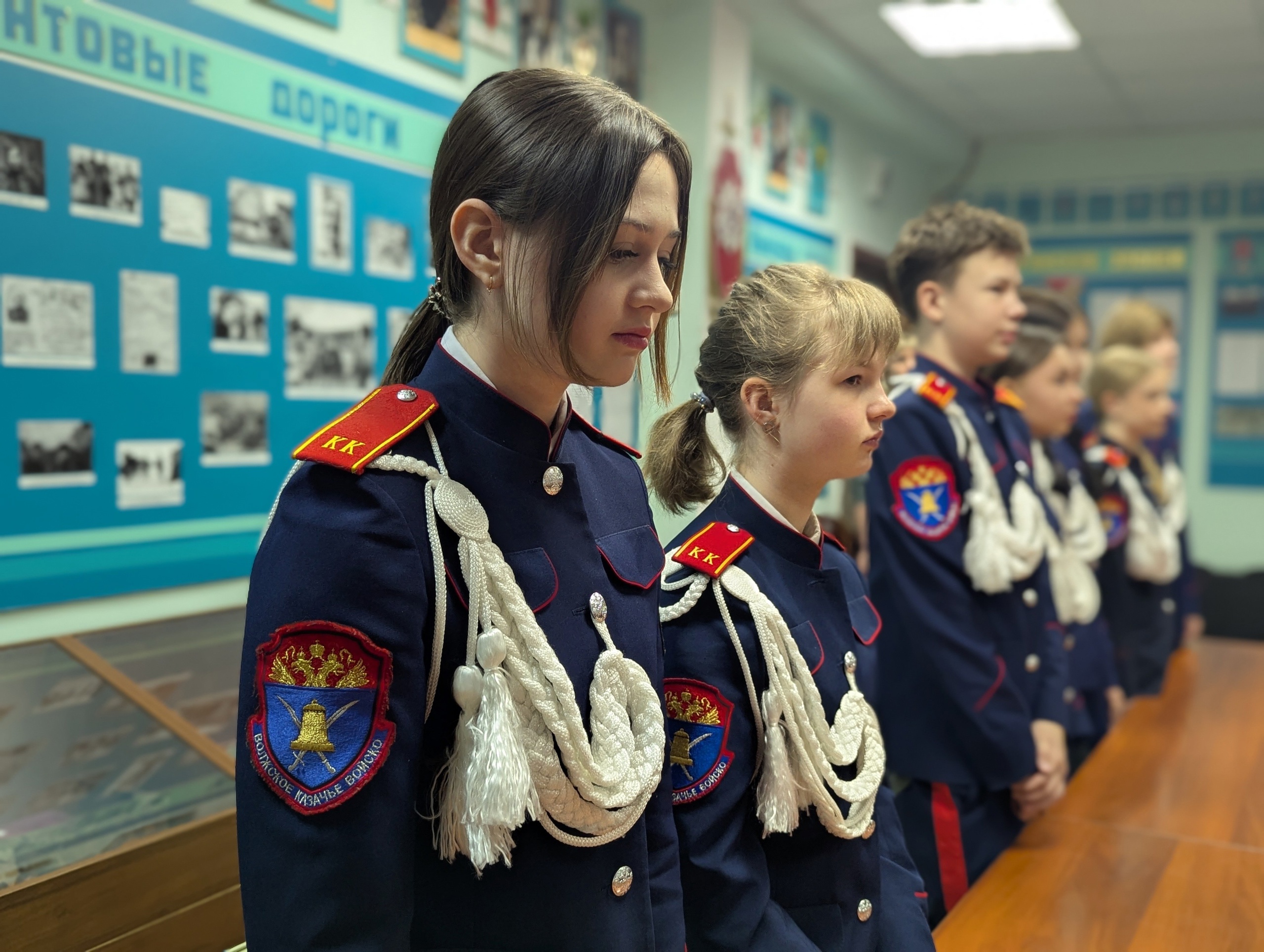 Поднятие флага Российской Федерации.