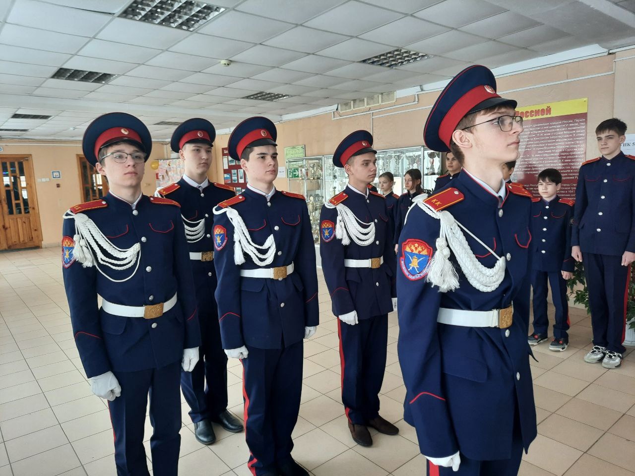 Церемония поднятия Флага.